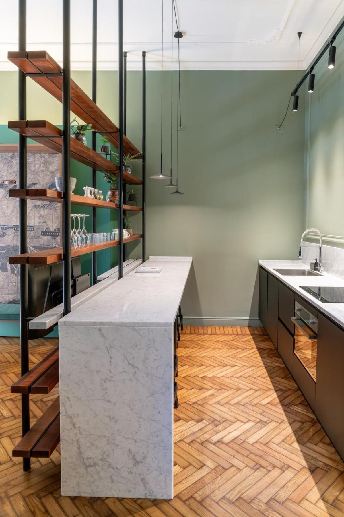 Apartment In Centro, Doccia Con